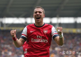 Podolski je už v Japonsku, čaká naňho angažmán v Kobe