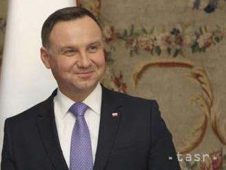 Duda: Poľsko chce podpísať dlhodobú zmluvu na dodávky amerického LNG