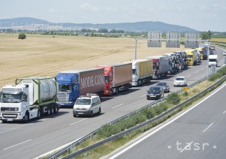 Rakúski motoristi musia počas vikendu rátať s preťažením ciest