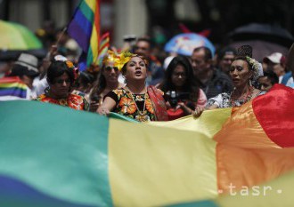 Maďarskí extrémisti sa snažili zablokovať pochod Budapest Pride