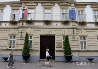 Opozícia mieni napadnúť pripravovaný zákon o limitoch na členov strán