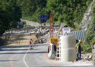 Situácia pod hradom Strečno spôsobuje vážne problémy cestovnému ruchu