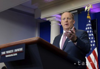 Odchádzajúci hovorca Spicer: Robiť pre Trumpa bola česť a privilégium