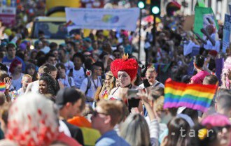 Účastníci Gay Pride oslavovali zákon o manželstvách homosexuálov