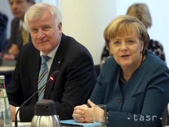 Seehofer: Merkelová je jediná, ktorá drží pohromade slobodný svet