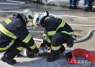 Hasiči v Banskobystrickom kraji mali večer poriadne rušný