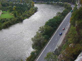 Úľava pre motoristov: Strečno otvoria už dnes na obed