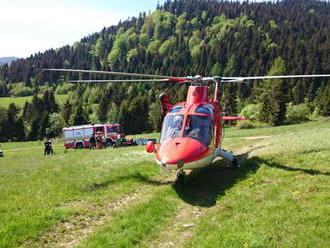 Pod vrchom Zvolen sa zrútil paraglidista, pomáhali mu horskí aj leteckí záchranári