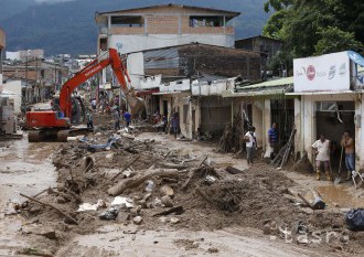 Po zosuve pôdy na juhu Číny jeden mŕtvy a 37 nezvestných