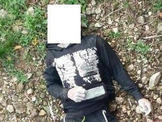 FOTO Z jazera v Krpáčove vytiahli mŕtveho mladíka: Polícia pátra po jeho totožnosti