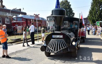 V rušňovom depe v Humennom prezentovali novinky i historické vagóny