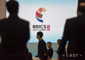 Začal sa summit BRICS, lídri odsúdili jadrový test KĽDR