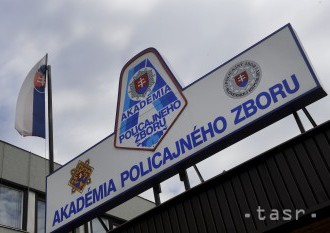 Na pomaturitné policajné štúdium nastúpilo 128 študentov