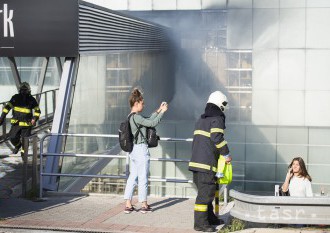 Polícia vyšetruje utorkový požiar v nákupnom centre v Bratislave