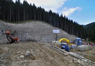 Tunel Čebrať môžu stavať až po stanovení dopadu na prostredie