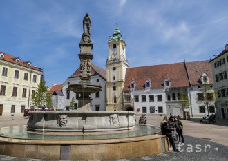 V utorok popoludní dočasne uzatvoria nádvorie Starej radnice