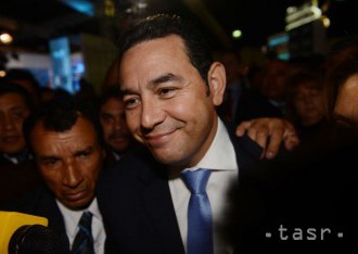 Guatemala: Poslanci zamietli odobratie imunity prezidentovi Moralesovi