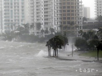 Slovák na Floride: Po hurikáne Irma sú milióny ľudí ešte bez elektriny