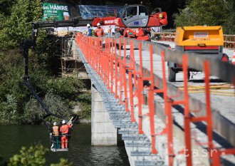 Obnova mosta Ružín ide podľa plánu, najdôležitejšiu časť už ukončili