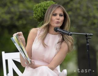 Melania Trumpová sa vyhrážala žalobou za bilbordy jazykovej školy