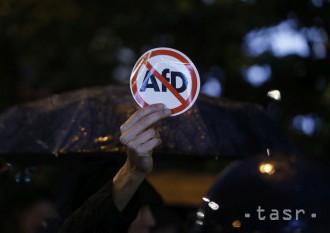 Šéf biskupskej konferencie je znepokojený volebným úspechom AfD