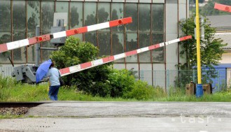 ŽSR opravujú priecestie v Strede nad Bodrogom