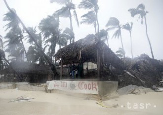 Maria, ktorá bola deväť dní hurikánom, je už tropickou búrkou