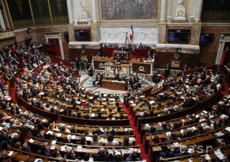 Francúzsky parlament zbavil imunity poslanca za Národný front