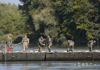 Ukrajinský generál: Po cvičení zostali v Bielorusku ruskí vojaci