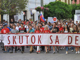 Bratislavu dnes zaplavia protesty proti korupcii! Po Kaliňákovi má byť terčom aj Kiska