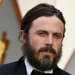 Casey Affleck sa pre obvinenia z obťažovania nezúčastní na Oscaroch