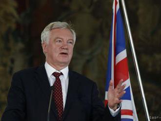 Davis verí v dosiahnutie dohody o implementácii brexitu v marci