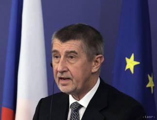 Andrej Babiš v Bruseli hovoril o žalobe, taktiež obhajoval Zemana