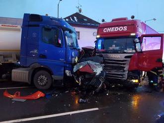 Polícia zverejnila VIDEO hromadnej nehody v Žiline: Sedem áut na šrot