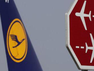 Čistý zisk leteckej spoločnosti Lufthansa v 3. kvartáli klesol