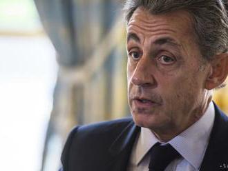 Sarkozy by mal byť súdený za nelegálne financovanie kampane