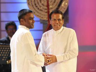 Srí Lanka: Prezident zosadil premiéra a nahradil ho oponentom