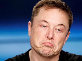 Elon Musk byl málem sesazen kvůli svému Twitteru. Tesla by však bez něj zemřela