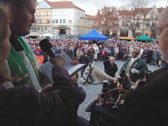 Svatomartinské víno na náměstí - Uherské Hradiště