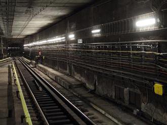   Foto: Unikátní technologie v metru. Takhle operátoři pokrývají tunely LTE signálem