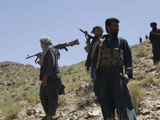 Taliban zabil pri útokoch v Afganistane 15 policajtov