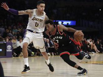 Video: Milwaukee deklasovalo Sacramento, Toronto si aj bez hviezdneho Leonarda poradilo s Lakers