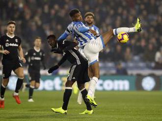 Video: Huddersfield v Premier League konečne zvíťazil, v 11. kole mu pomohol vlastný gól