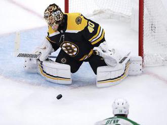 Brankár Tuukka Rask dočasne opustil Boston Bruins, duely odchytá slovenský gólman