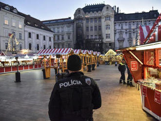 Vyše 30 stánkom na trhoch v Bratislave chýbal hasiaci prístroj