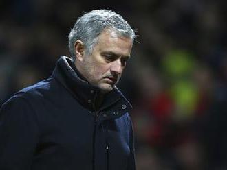 Mourinho skončil na lavičke Manchestru United