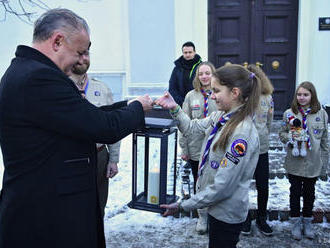 Betlehemské svetlo roznesú skauti po krajine prostredníctvom vlakov