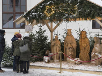 Symbolom oravských Vianoc sú prenosné betlehemy deda Siváňa