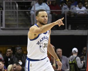 NBA: Curry rozhodol o triumfe Golden State nad LA Clippers