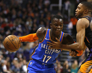 Westbrook doviedol Oklahomu City k výhre nad Phoenixom